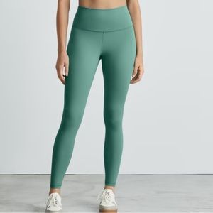 Everlane Perform 24/7 Legging in Dark Mint